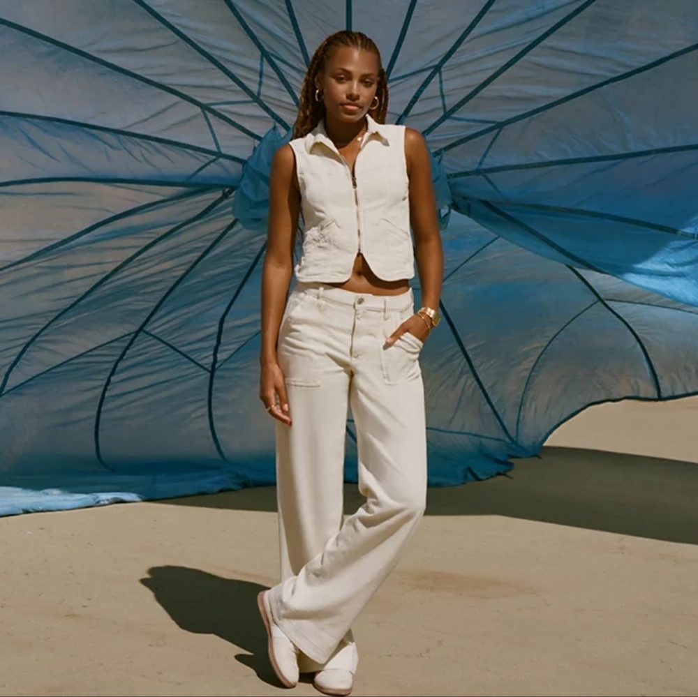 AE Dreamy Drape Stretch Super High-Waisted Baggy Wide-Leg Pant